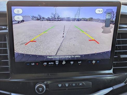 Used 2024 Ford Transit 350 XLT image 16