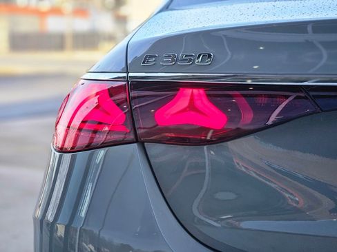 New 2026 Mercedes-Benz E 350 4MATIC Sedan image 9