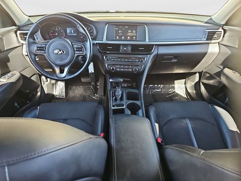 Used 2018 Kia Optima S FWD image 18