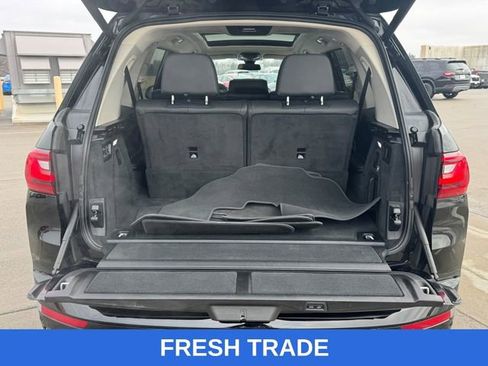 Used 2022 BMW X7 xDrive40i w/ Premium Package image 12
