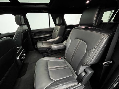 Used 2023 Ford Expedition Max Platinum image 32