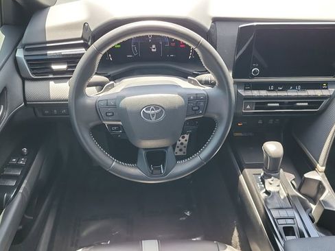 Certified 2025 Toyota Camry SE image 18