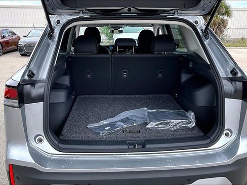 New 2026 Volkswagen Tiguan S image 15