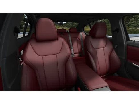 New 2026 BMW 330i xDrive Sedan w/ M Sport Package AWD/4WD image 11