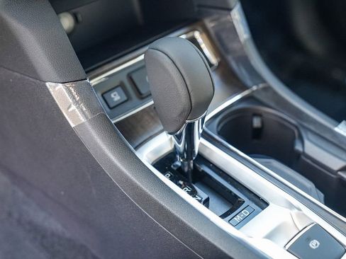 New 2026 Subaru Ascent Touring image 21