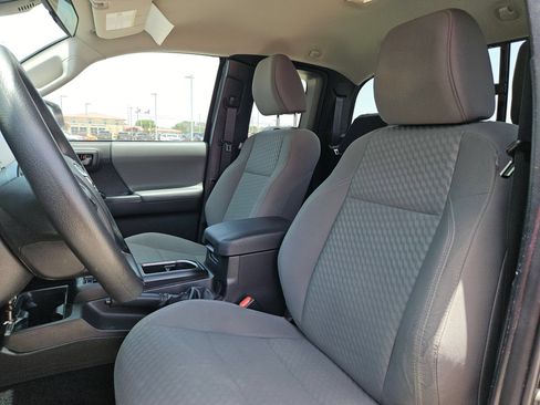 Used 2022 Toyota Tacoma SR w/ SR Convenience Package RWD image 13