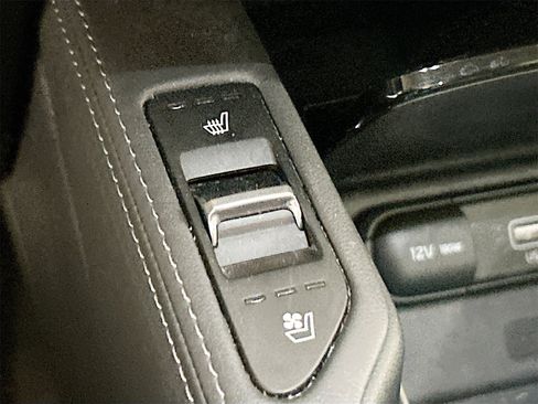 Used 2022 Kia Telluride SX w/ SX Prestige Package image 21