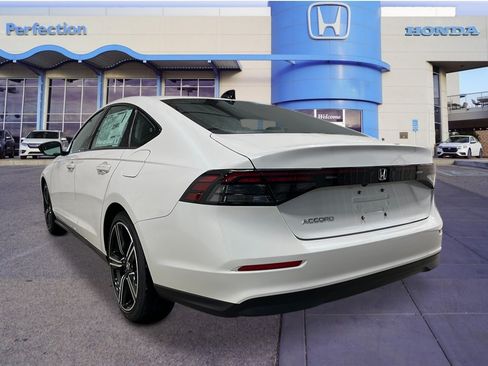 New 2026 Honda Accord SE image 3
