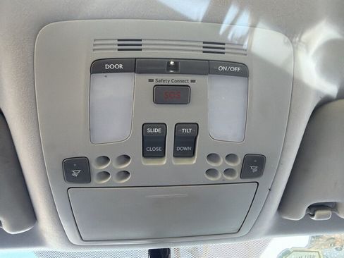 Used 2012 Lexus IS 250 w/ Premium Pkg Value Edition RWD image 21