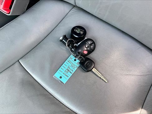 Used 2013 Toyota Highlander SE AWD/4WD image 15