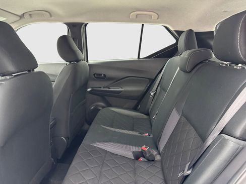 Used 2020 Nissan Kicks S FWD image 37