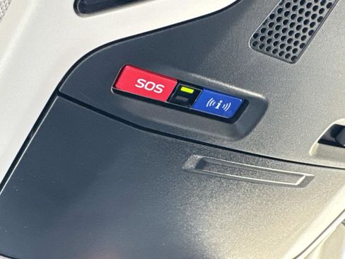 Certified 2024 Subaru Outback Premium image 27