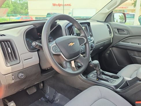 Used 2019 Chevrolet Colorado W/T w/ WT Convenience Package RWD image 10