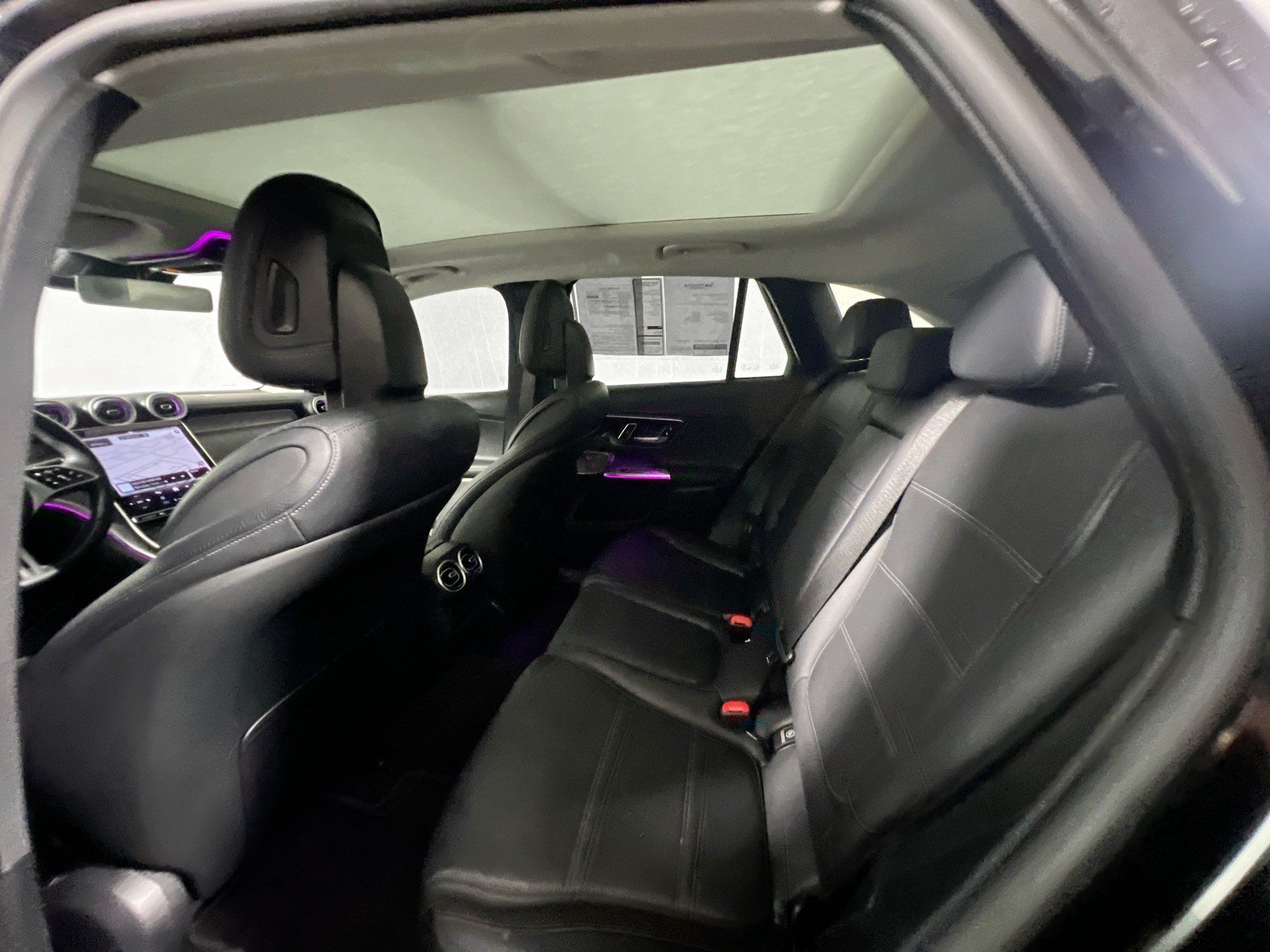 Used 2023 Mercedes-Benz GLC 300 4MATIC w/ Exclusive Trim Package image 28