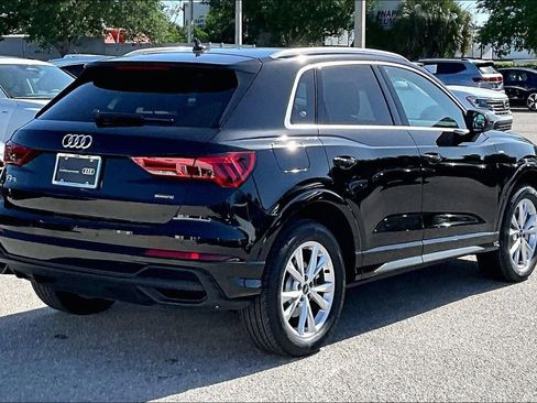 Certified 2025 Audi Q3 2.0T Premium w/ Convenience Package AWD/4WD image 5