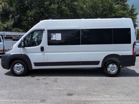 Used 2022 RAM ProMaster 2500 w/ Convenience Group FWD image 7