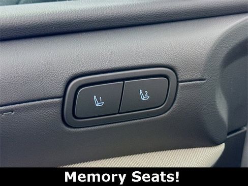 New 2026 Hyundai Tucson Limited image 36