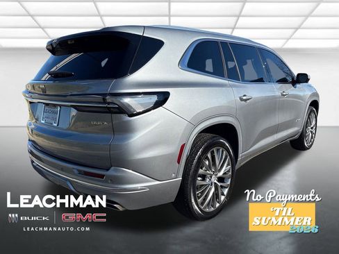 Certified 2025 Buick Enclave Avenir w/ Super Cruise Package image 3