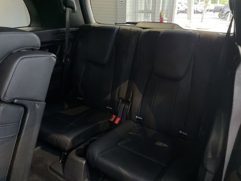 Used 2021 Mercedes-Benz GLB 250 image 37