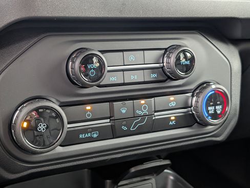 New 2025 Ford Bronco Big Bend image 18