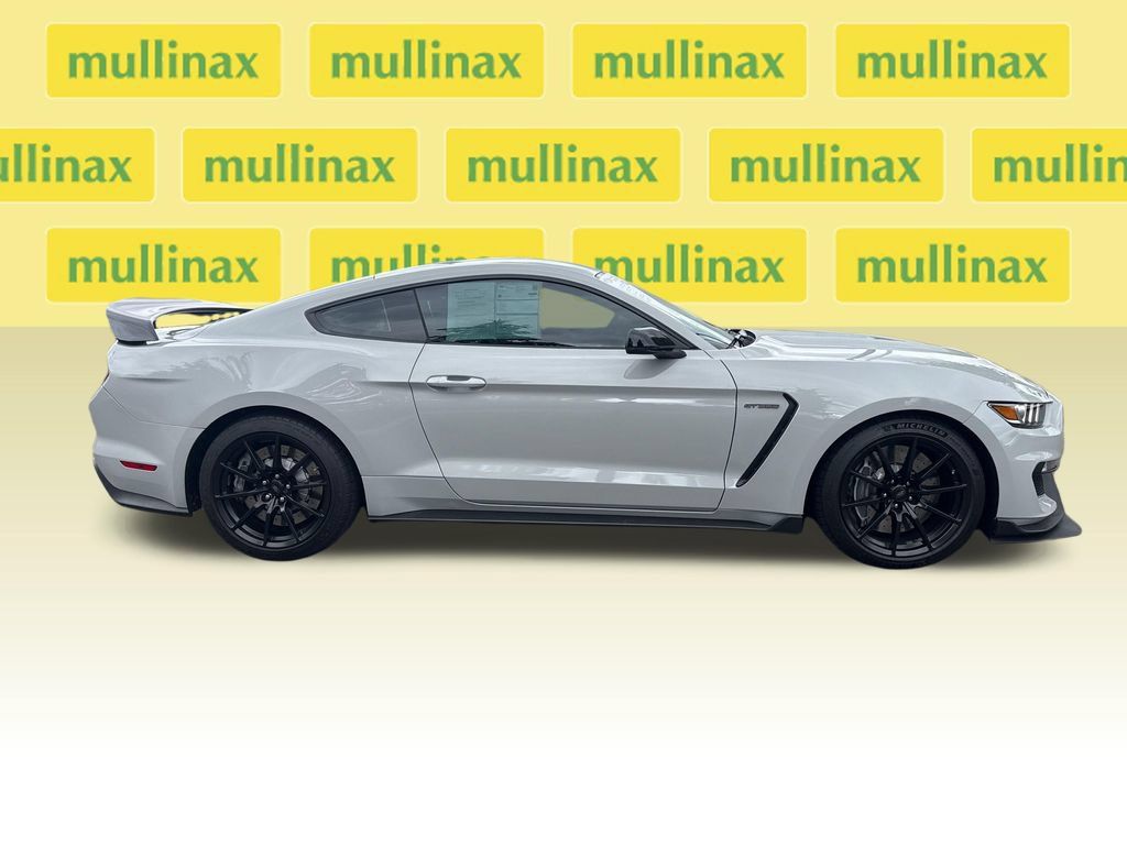 Certified 2017 Ford Mustang Shelby GT350 RWD image 2