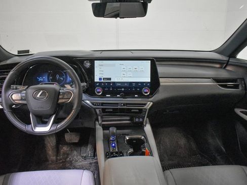 Used 2025 Lexus RX 350 w/ Convenience Package image 11