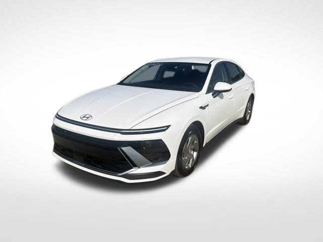 Used 2025 Hyundai Sonata SE FWD image 7