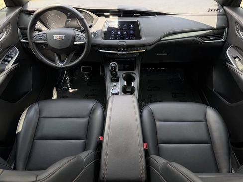 Used 2022 Cadillac XT4 Sport w/ Enhanced Visibility Package FWD image 12