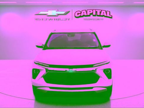 Used 2025 Chevrolet TrailBlazer LT AWD/4WD image 9