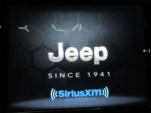 Used 2021 Jeep Grand Cherokee Limited w/ Premium Lighting Group image 19