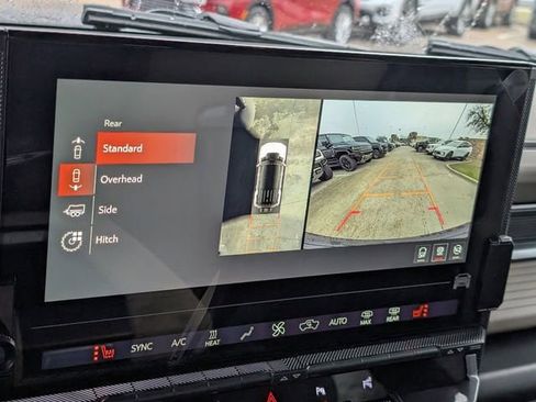 New 2026 GMC Hummer EV SUV AWD/4WD image 12