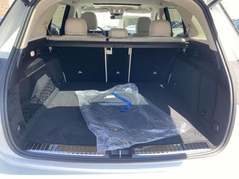 Certified 2025 Mercedes-Benz GLE 350 4MATIC image 10