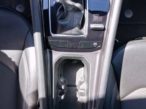 Used 2024 Jeep Compass Latitude AWD/4WD image 14