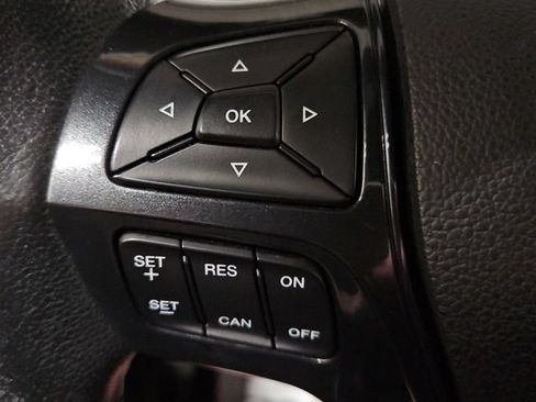 Certified 2017 Ford Explorer XLT w/ Equipment Group 202A AWD/4WD image 33