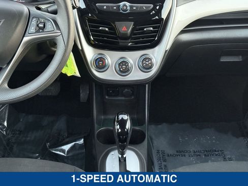 Used 2018 Chevrolet Spark LT image 18