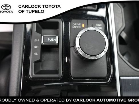 Used 2024 Toyota Tundra Platinum AWD/4WD image 19