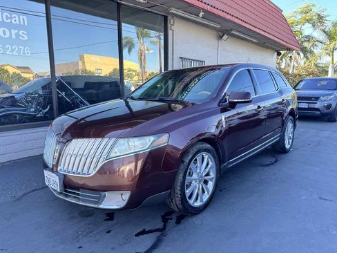 Used 2012 Lincoln MKT AWD image 13