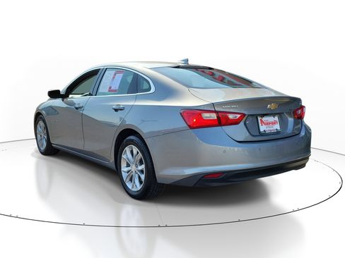 Used 2024 Chevrolet Malibu LT FWD image 3