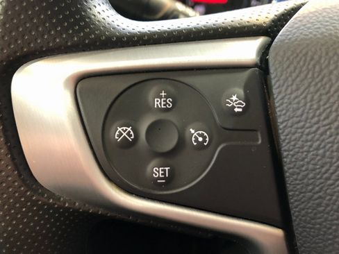 Used 2024 GMC Terrain SLE w/ Driver Convenience Package image 35