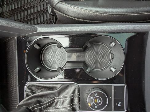 Used 2023 Volkswagen Atlas SE w/ Panoramic Sunroof Package image 27