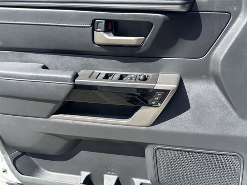 Used 2024 Toyota Tundra Limited image 18