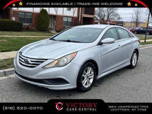 Used 2014 Hyundai Sonata GLS image 1