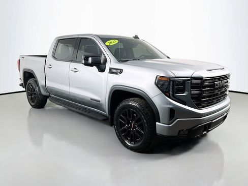 Used 2023 GMC Sierra 1500 Elevation w/ Preferred Package image 3