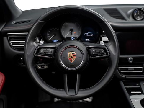 Used 2023 Porsche Macan S AWD/4WD image 28