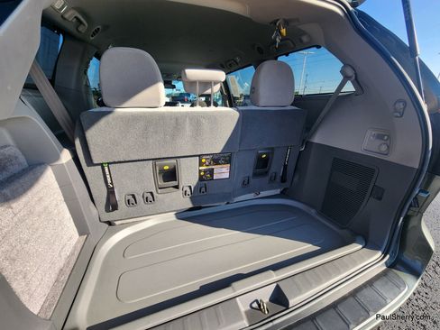 Used 2020 Toyota Sienna LE FWD image 10