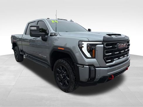 Used 2024 GMC Sierra 2500 AT4 w/ Technology Package AWD/4WD image 1