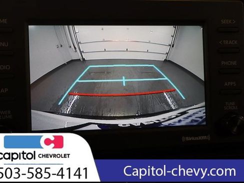 Used 2020 Toyota RAV4 XLE w/ Carpet Mat Package AWD/4WD image 25