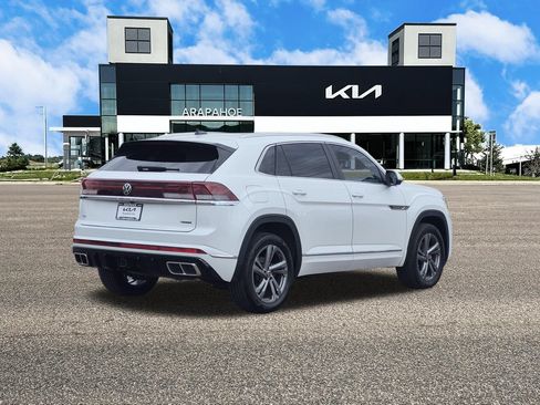 Used 2024 Volkswagen Atlas Cross Sport SEL R-Line AWD/4WD image 5