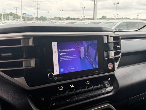 Used 2022 Toyota Tundra SR5 AWD/4WD image 18