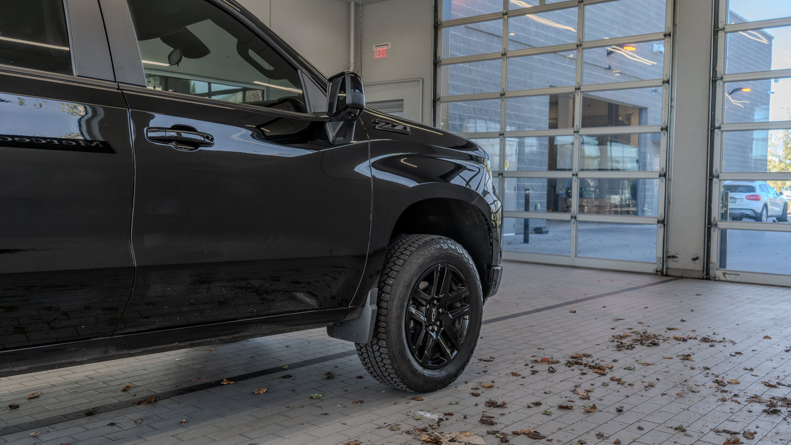 Used 2026 Chevrolet Silverado 1500 LT Trail Boss w/ LT Trail Boss Premium Package AWD/4WD image 31